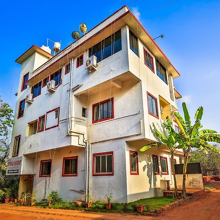 Oyo 14276 Hotel Spring Height Acaro Exterior foto